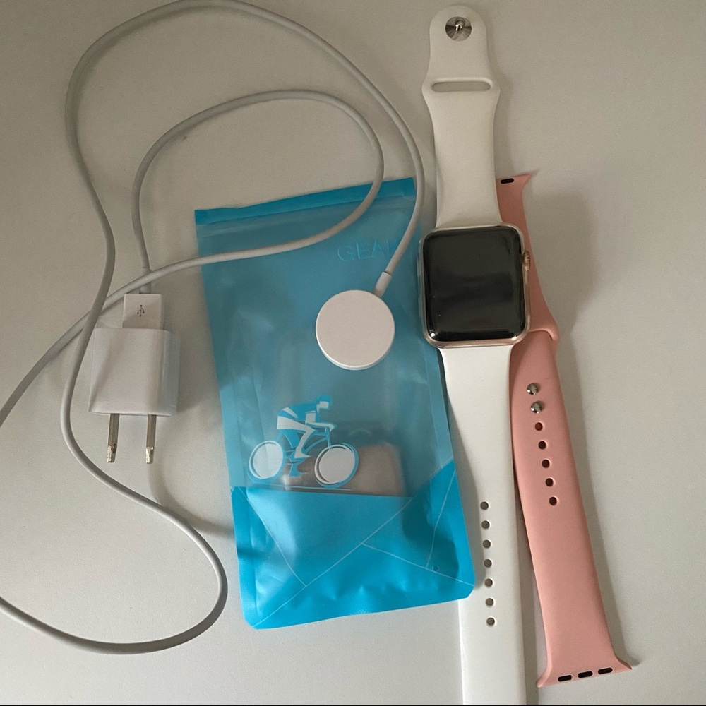 Apple Watch Series 3 Bundle
